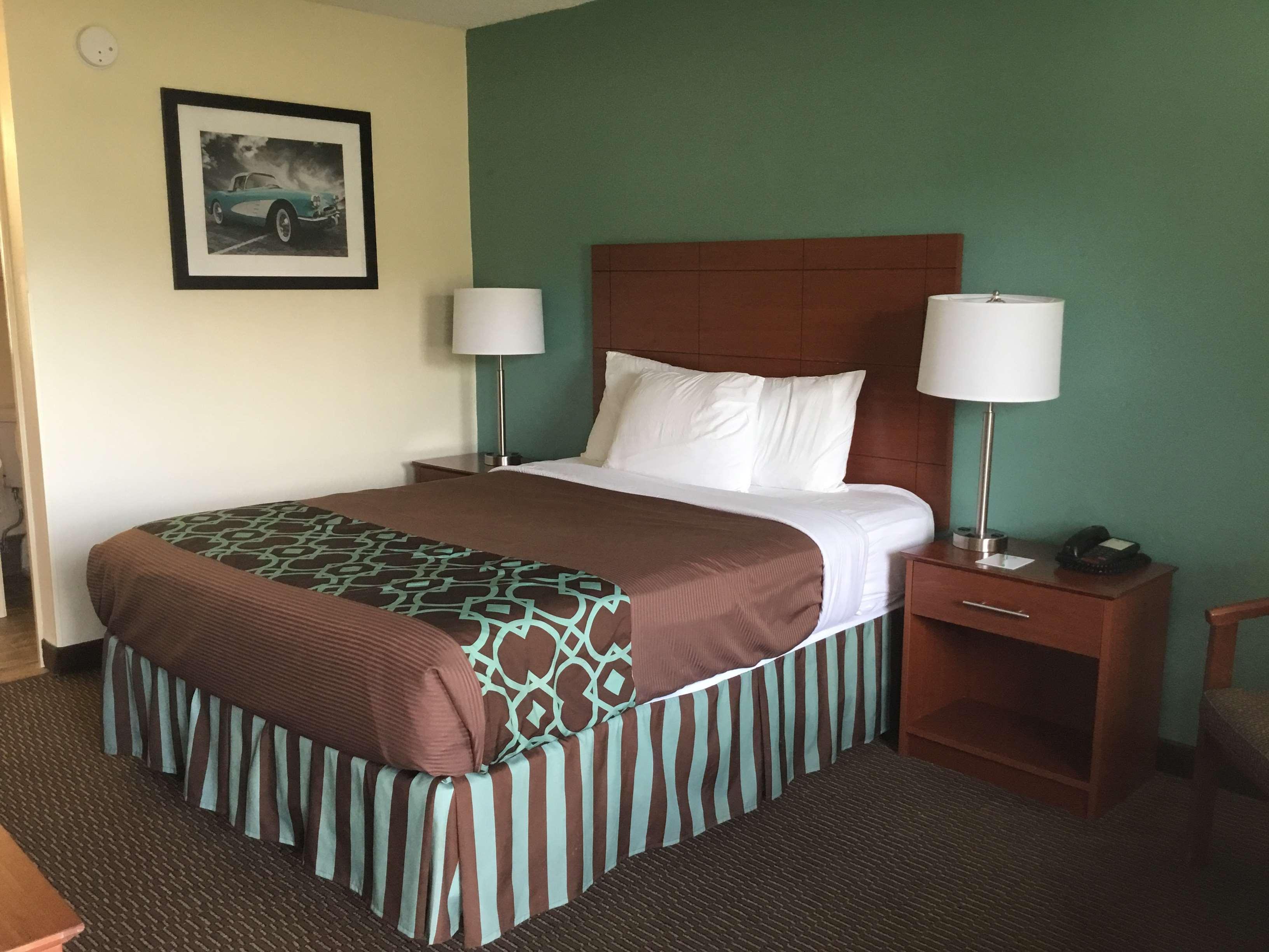 Surestay Hotel By Best Western Bowling Green North Room photo